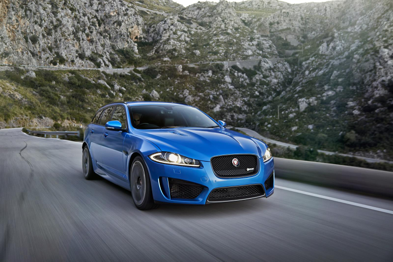 Jaguar XFR-S Sportbrake, third place in Night Three with 17/66 votes.